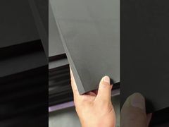 Présentation de la mousse INOAC EPDM E-4188 noire à cellules fermées, densité 120 kg/m³ pour vous