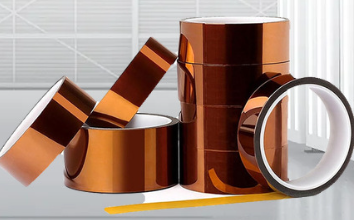 Ruban polyimide Kapton résistant à la chaleur offrant une excellente isolation électrique et une grande stabilité thermique pour l'électronique industrielle